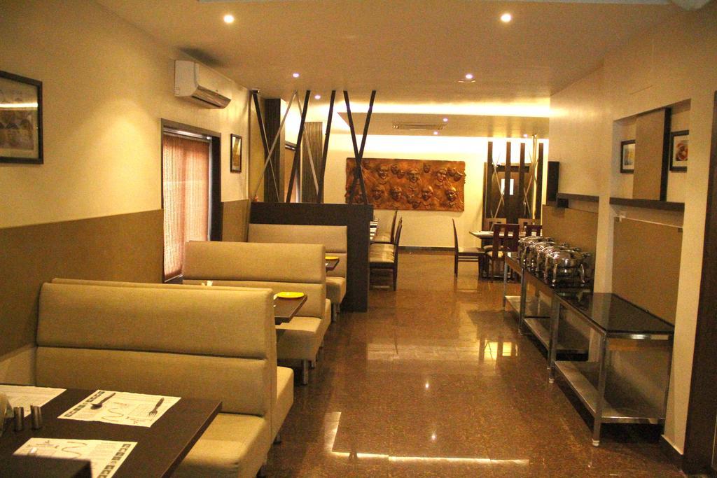 Hotel Srm Grands Chennai Exterior foto
